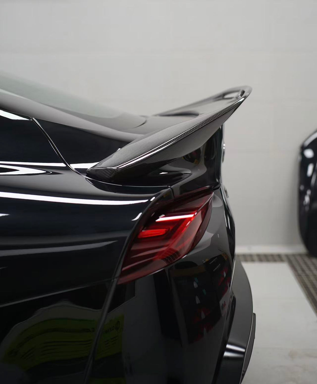 Carbon Fiber Toyota GR Supra A90/A91 RW3 Style Ducktail Spoiler