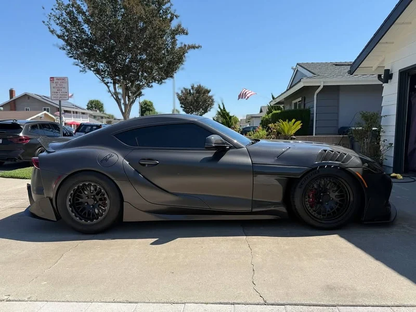 Carbon Fiber Toyota GR Supra A90/A91 AD V2 Style Fenders (without the holes for side skirts)