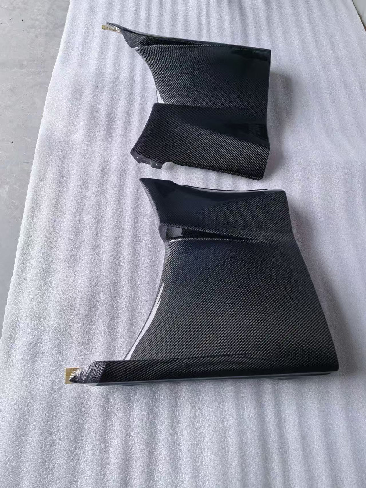 Carbon Fiber Toyota GR Supra A90/A91 AD V2 Style Fenders (without the holes for side skirts)