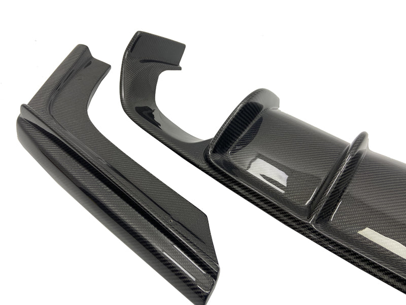 V Style 3 Piece Carbon Fiber Rear Diffuser for F80 / F82 BMW M3 M4