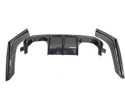 V Style 3 Piece Carbon Fiber Rear Diffuser for F80 / F82 BMW M3 M4