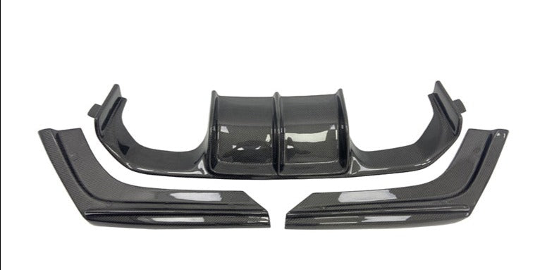 V Style 3 Piece Carbon Fiber Rear Diffuser for F80 / F82 BMW M3 M4