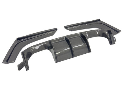 V Style 3 Piece Carbon Fiber Rear Diffuser for F80 / F82 BMW M3 M4