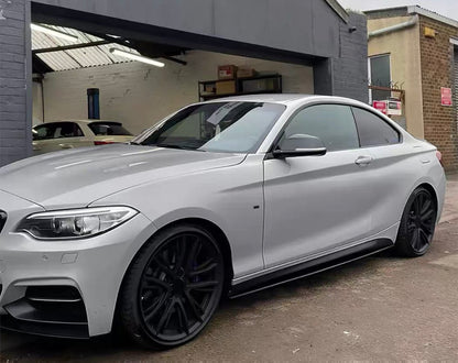 MP Style Gloss Black/Carbon Fiber Side Skirts for F22 / F23 BMW 2 Series