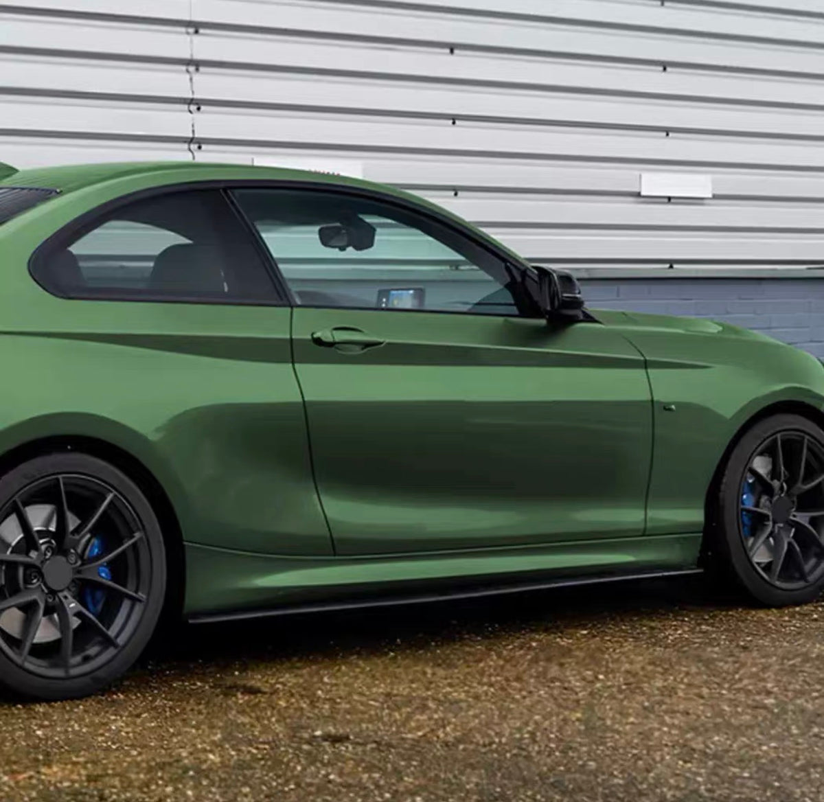 MP Style Gloss Black/Carbon Fiber Side Skirts for F22 / F23 BMW 2 Series